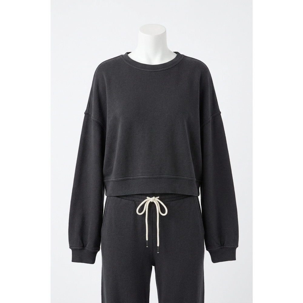 NEW CHASER belly pullover sweater in licorice